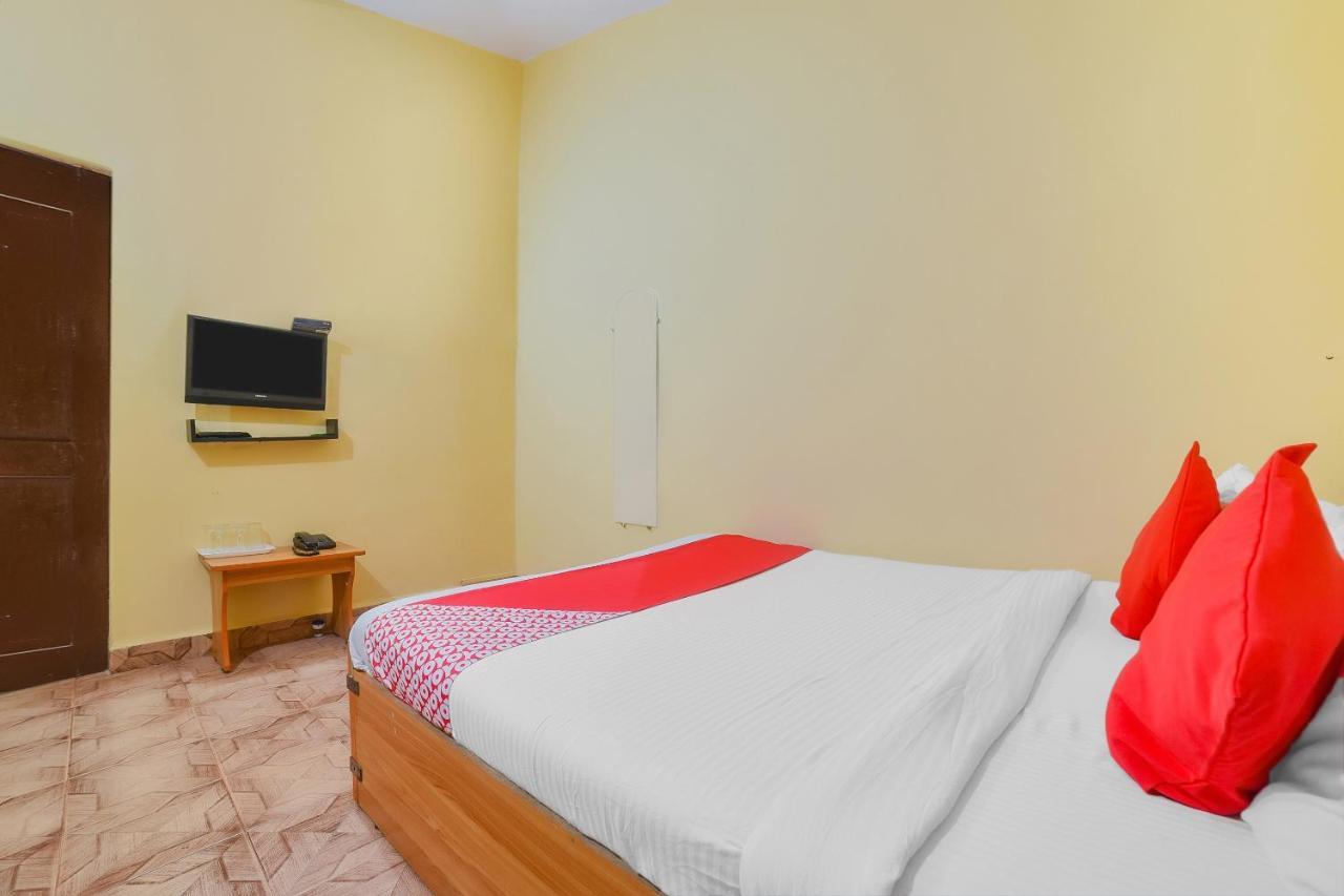 OYO 7509 Royal Castle Otel Baga Dış mekan fotoğraf
